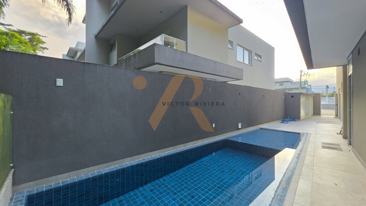 Casa em Condomínio — foto 1 de 6