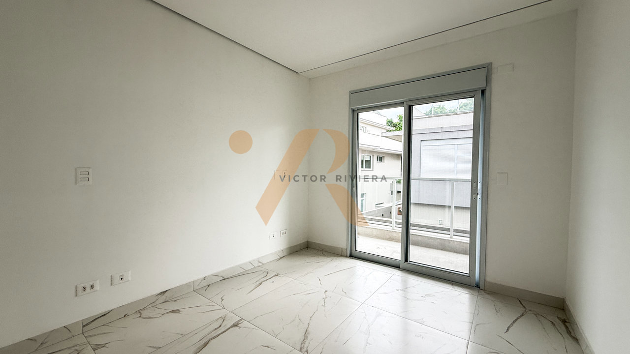 Casa em Condomínio — foto 6 de 35