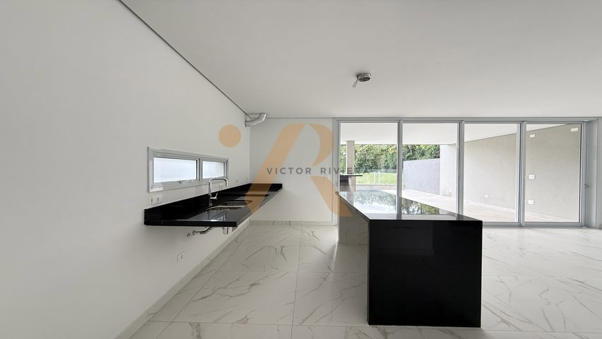 Casa em Condomínio — foto 10 de 42