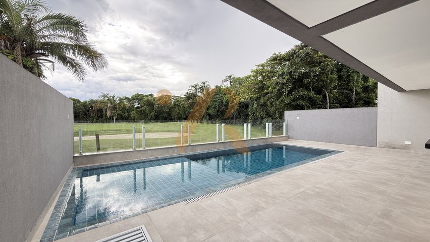 Casa em Condomínio — foto 1 de 6