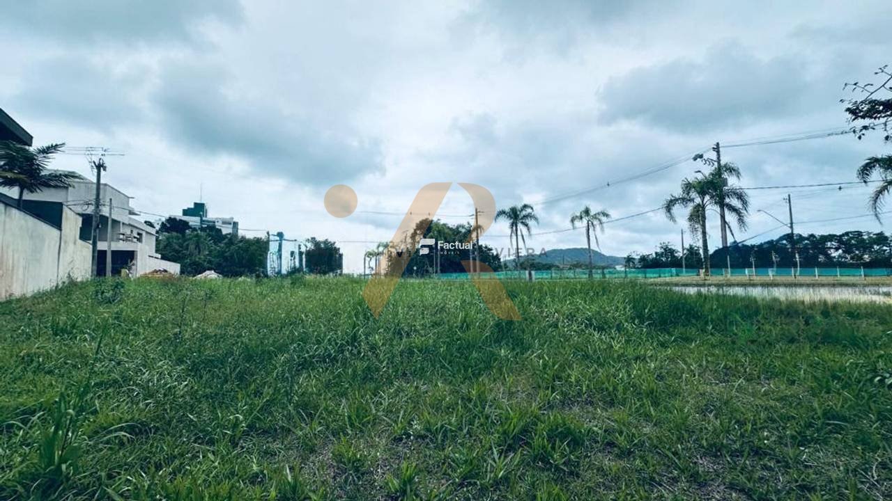 Terreno — foto 1 de 3