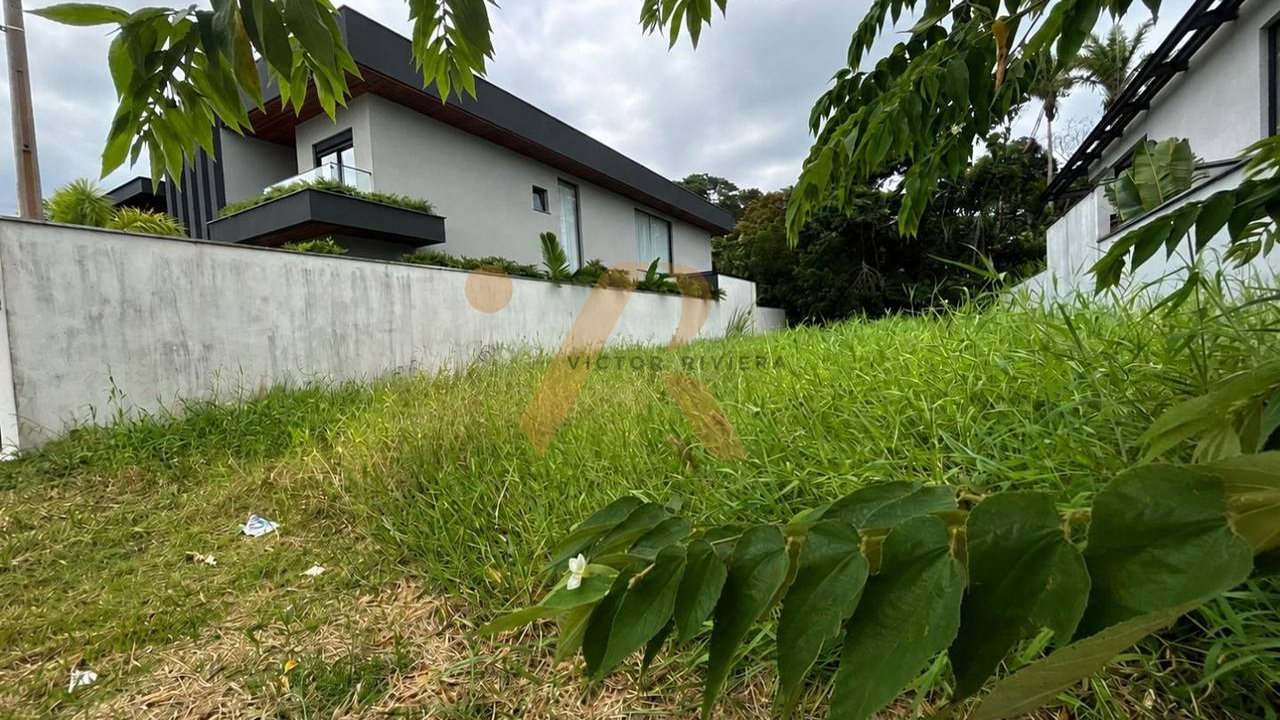 Terreno — foto 2 de 3