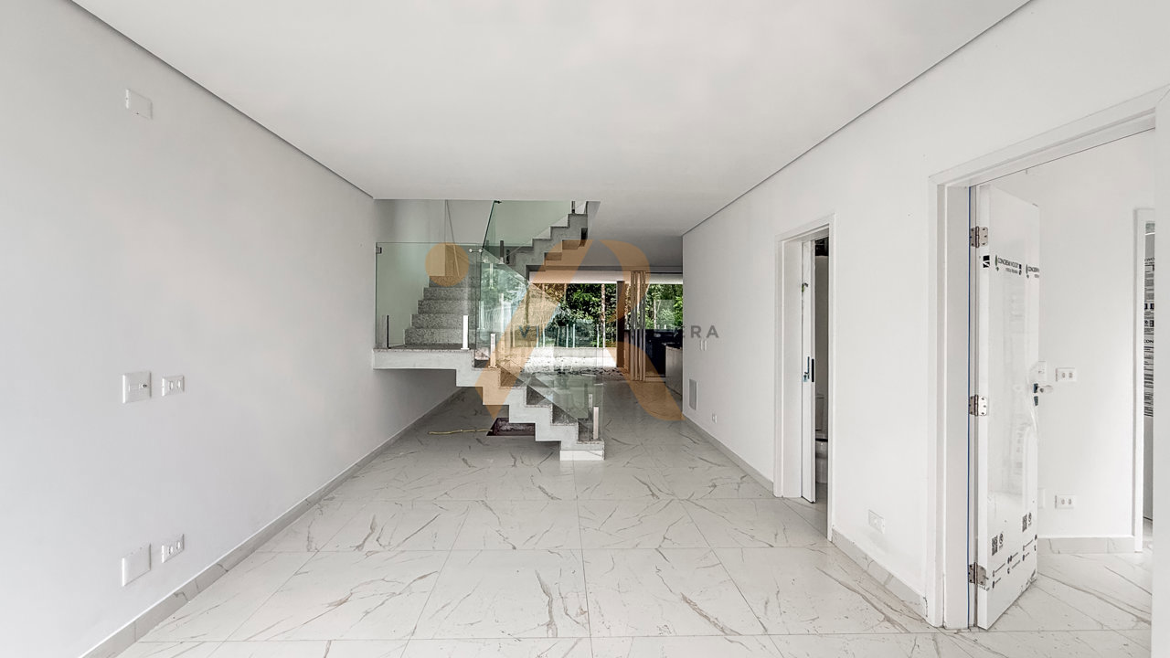 Casa em Condomínio — foto 2 de 57