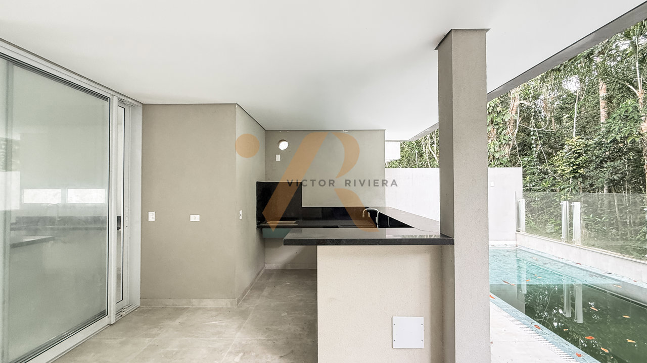 Casa em Condomínio — foto 1 de 6
